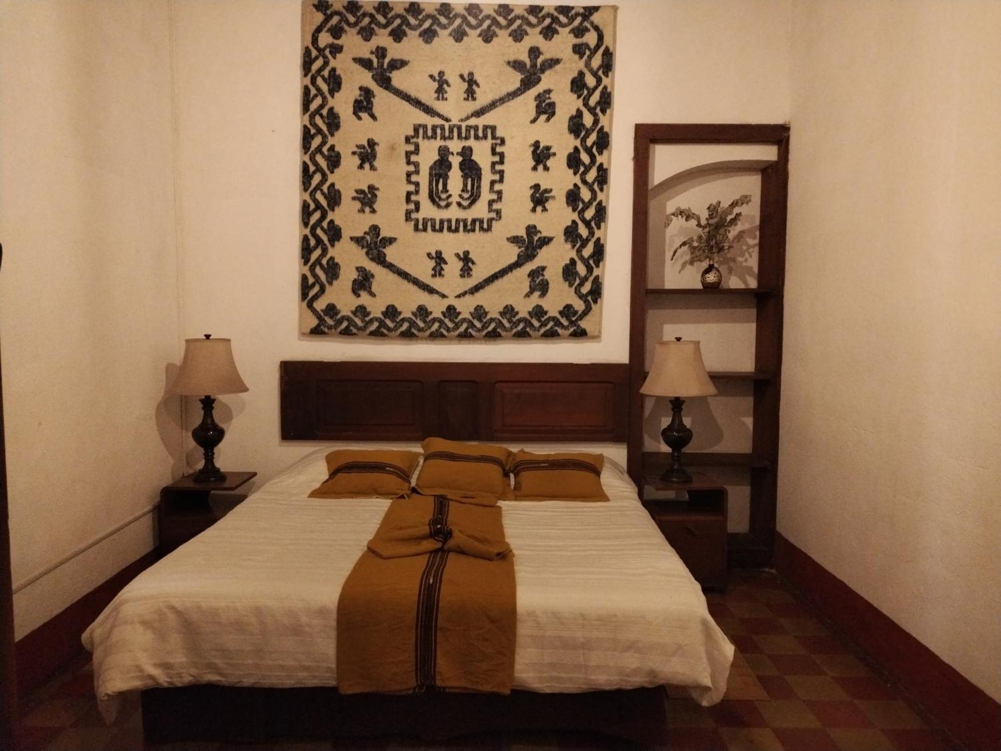 Hotel Casa Chapultepec Coban Exterior photo